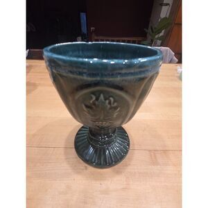 Vintage Hull USA Pottery Imperial Emerald Green Drip Glaze Goblet Vase B26